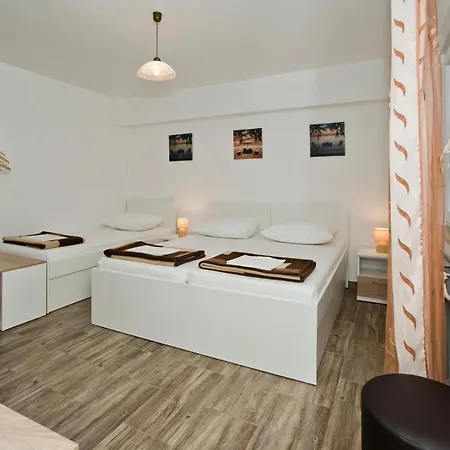 Aurora Penzion 3*