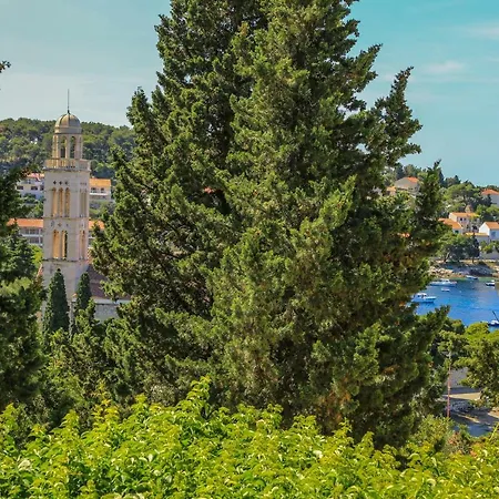 Aurora 3* Hvar Town
