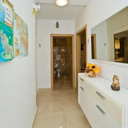 Aurora Pensionat Hvar Town