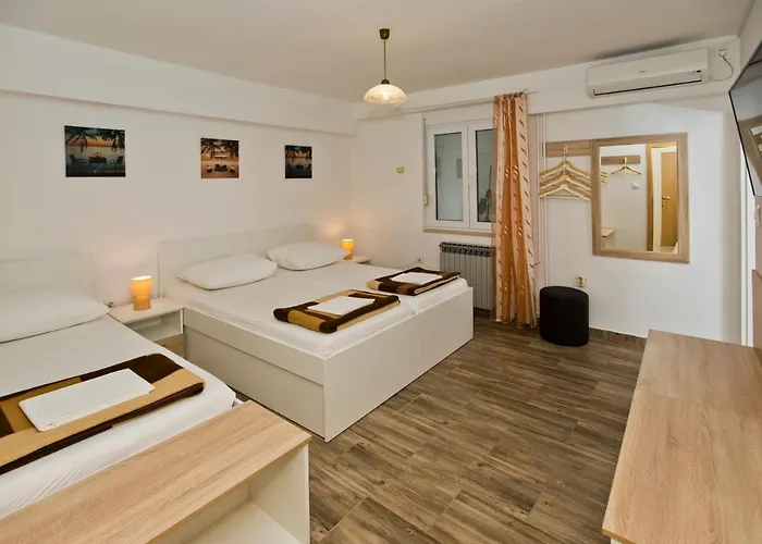 Guesthouse Aurora Guest house 3*