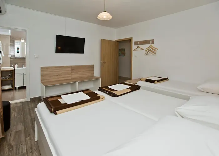 Guesthouse Aurora Guest house 3*