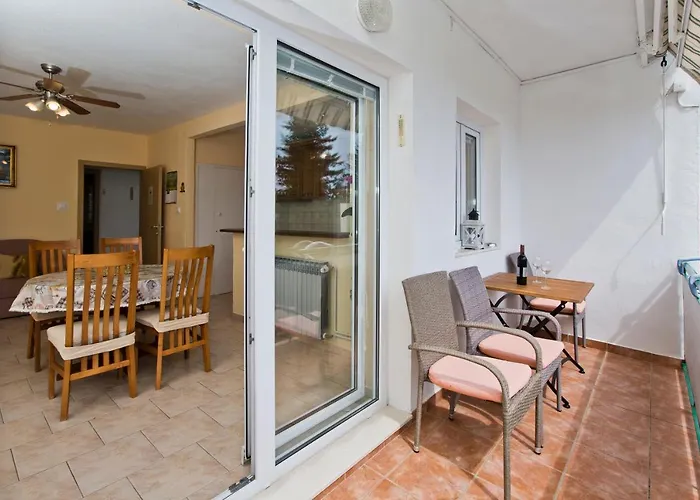 Guesthouse Aurora Guest house